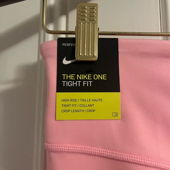 Pink Nike One leggings - Picture 6 of 8